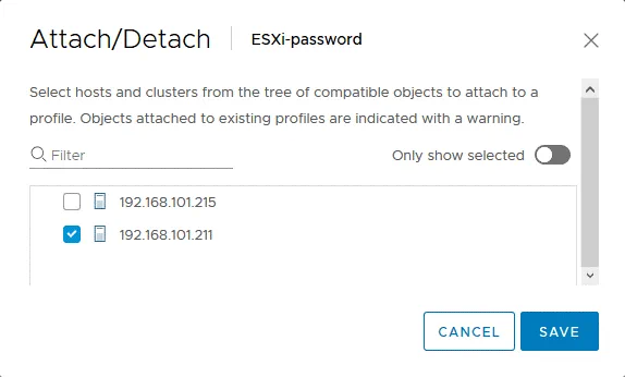 Selecting the ESXi host to change the ESXi password by using the host profile.